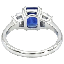 Afbeelding in Gallery-weergave laden, echte baguette diamant 3karaat ring profielweergave
