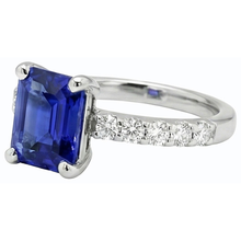 Afbeelding in Gallery-weergave laden, Edelsteen Smaragd Blauwe Saffier Ring Met Diamanten Accenten 2,50 Karaat
