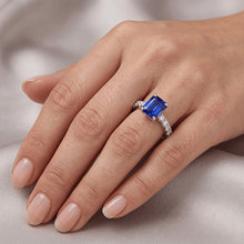 Afbeelding in Gallery-weergave laden, Edelsteen Smaragd Blauwe Saffier Ring Met Diamanten Accenten 2,50 Karaat
