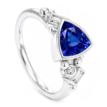 Afbeelding in Gallery-weergave laden, Edelsteen biljoen bezel set blauwe saffier ring 2 karaat stokbrood Natuurlijke echte diamant ( ni...
