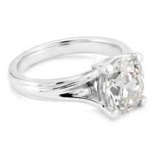 Afbeelding in Gallery-weergave laden, Elegant Solitaire Ring – Briljant 5 karaat – HarryChadEnt
