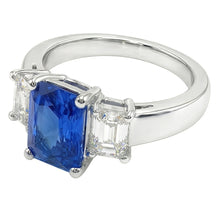 Afbeelding in Gallery-weergave laden, Emerald 3 stenen Natuurlijke echte diamant ( niet in het laboratorium gekweekt )en edelsteen ring 3 karaat lichtblauwe saffier
