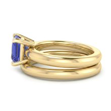 Afbeelding in Gallery-weergave laden, Emerald Sapphire verlovingsring bezet met geelgouden band 1,50 karaat
