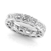 Afbeelding in Gallery-weergave laden, Trap Slijpvorm Diamant ring in 14K Witgoud – zijaanzicht
