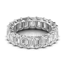 Afbeelding in Gallery-weergave laden, Trap Slijpvorm Diamant ring in 14K Witgoud – vooraanzicht
