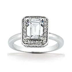 Trouwring met smaragd en halo van natuurlijke uit de aarde gewonnen diamanten 2.20 Ct.