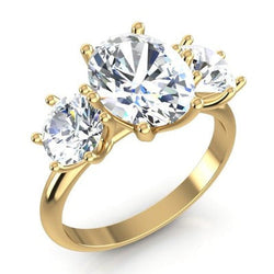 Geelgoud Drie Steen Ovaal Oud Mijn Slijpsel Natuurlijk uit de aarde gewonnen Diamanten Ring 3.75 Karaat