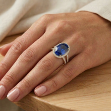 Afbeelding in Gallery-weergave laden, Geelgoud IGI GECERTIFICEERDE Diamanten Verlovingsring Set Ovaal Ceylon Kleur Saffier Sieraden
