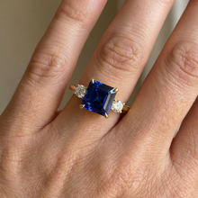 Afbeelding in Gallery-weergave laden, echte round diamant 2.75karaat ring met diamantaccenten
