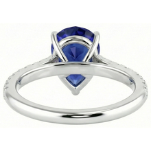 Afbeelding in Gallery-weergave laden, Gouden Edelsteen Ring Blauwe Saffier Met Diamanten Accenten 4 Karaat
