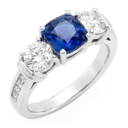 Gouden edelsteen kussen saffier ring 2,50 karaat 3 stenen stijl Natuurlijke echte diamant ( niet in het laboratorium gekweekt )