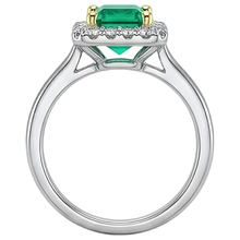 Afbeelding in Gallery-weergave laden, Princess Slijpvorm Colombiaanse Smaragd ring in Bicolor 14K Goud – hoekaanzicht
