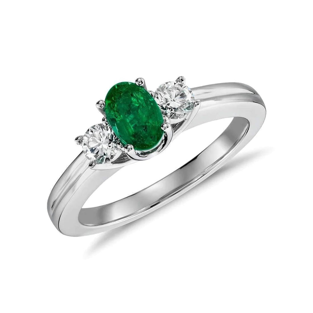 Groene smaragd met diamanten verlovingsring 3 stenen tandenset 2,50 ct. WG 14K