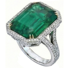 Afbeelding in Gallery-weergave laden, Grote Smaragd GIA Geslepen Groene Smaragd GIA &amp; Natuurlijke uit de aarde gewonnen Diamanten Ring Massief Tweekleurig Goud 24.75 Ct

