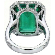 Afbeelding in Gallery-weergave laden, Grote Smaragd GIA Geslepen Groene Smaragd GIA &amp; Natuurlijke uit de aarde gewonnen Diamanten Ring Massief Tweekleurig Goud 24.75 Ct
