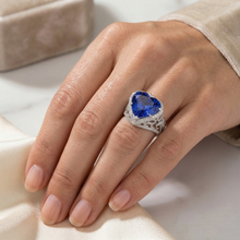 Afbeelding in Gallery-weergave laden, IGI GECERTIFICEERDE Grote Hartgeslepen Blauwe Saffier Ring
