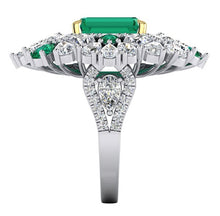 Afbeelding in Gallery-weergave laden, Grote Cocktailring Uniek met Echte Groene Smaragd GIA en Natuurlijke Diamanten
