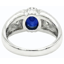 Afbeelding in Gallery-weergave laden, Gypsy Jubileumring Ovaal Ceylon Saffier Vintage Style 1.25 Karaat
