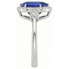 Afbeelding in Gallery-weergave laden, Halo 3 Stenen Ring Peer Ceylon Saffier &amp; Diamanten 5 Karaat
