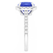 Afbeelding in Gallery-weergave laden, Halo Cushion Ceylon Sapphire Ring met accenten Diamant 3,50 karaat
