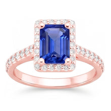 Afbeelding in Gallery-weergave laden, Halo Ring Roségoud Smaragd Sri Lankaanse Saffier &amp; Natuurlijke uit de aarde gewonnen Diamanten 5.25 Karaat
