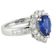 Afbeelding in Gallery-weergave laden, echte round saffier 2karaat ring close-up detail
