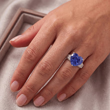 Afbeelding in Gallery-weergave laden, Hart Ceylon Blauwe Saffier Ring Met IGI GECERTIFICEERDE Diamanten 7 Karaat Goud 14K
