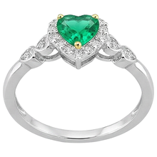 Afbeelding in Gallery-weergave laden, Hartvorm Colombiaanse Smaragd ring in Bicolor 14K Goud – hoekaanzicht
