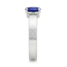Afbeelding in Gallery-weergave laden, Heren Edelsteen Solitaire Ring Ovaal Natuurlijke Blauwe Saffier 1.50 Karaat

