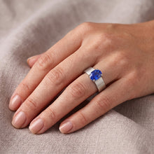 Afbeelding in Gallery-weergave laden, Heren Edelsteen Solitaire Ring Ovaal Natuurlijke Blauwe Saffier 1.50 Karaat
