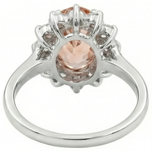 Afbeelding in Gallery-weergave laden, echte round morganiet 9.50karaat ring met diamantaccenten
