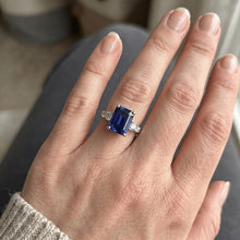 Afbeelding in Gallery-weergave laden, Jubileumring 5 Stenen Smaragd Blauwe Saffier &amp; Diamant 4 Karaat
