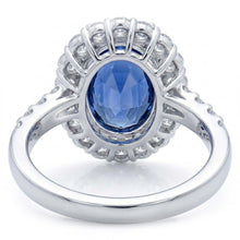 Afbeelding in Gallery-weergave laden, 9.75 Ct Ceylonsaffier en natuurlijke uit de aarde gewonnen diamanten jubileumring
