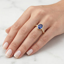 Afbeelding in Gallery-weergave laden, Korenbloem Saffier VVS Gekleurde Steen Ring 2,5 karaat in 14K
