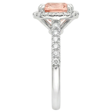 Afbeelding in Gallery-weergave laden, Kussen Morganite en Natuurlijke echte diamant ( niet in het laboratorium gekweekt ) 27 kt ring wit goud 14k
