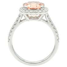 Afbeelding in Gallery-weergave laden, Kussen Morganite en Natuurlijke echte diamant ( niet in het laboratorium gekweekt ) 27 kt ring wit goud 14k
