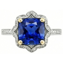 Afbeelding in Gallery-weergave laden, Kussen Sri Lanka Saffier Natuurlijk uit de aarde gewonnen Diamanten Ring 5.66 Ct. Tweekleurig Goud
