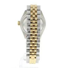 Afbeelding in Gallery-weergave laden, Rolex Gold met Edelsteen – detailaanzicht
