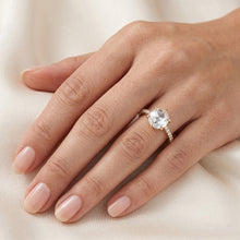 Afbeelding in Gallery-weergave laden, Luxe Solitaire Verlovingsring – Fijne Diamant 2,25 karaat door
