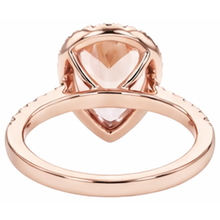 Afbeelding in Gallery-weergave laden, Morganite Cocktail Ring

