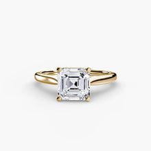 Afbeelding in Gallery-weergave laden, Diamant ring in Gold – close-up
