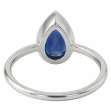 Afbeelding in Gallery-weergave laden, Royal Blue Saffier Gekleurde Steen Ring – profielaanzicht
