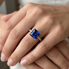 Afbeelding in Gallery-weergave laden, Natuurlijke Saffier Ring 6ct - Witgoud 14K
