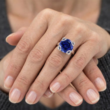 Afbeelding in Gallery-weergave laden, Natuurlijke Saffier Ring 7.01ct - Witgoud 14K

