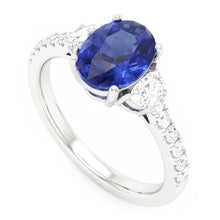 Afbeelding in Gallery-weergave laden, Natuurlijke (niet labgekweekte) Drie Steen Stijl Ring Ovale Blauwe Saffier 6.75 Karaat Echt Witgoud
