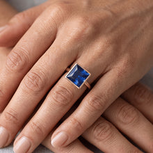 Afbeelding in Gallery-weergave laden, Natuurlijke (niet labgekweekte) Solitaire Ring Princess Kastzetting Blauwe Saffier 5 Karaat Geelgoud
