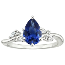 Afbeelding in Gallery-weergave laden, Ring met peervormige blauwe saffier en marquise, ronde uit de a aarde gewonnen diamanten 6.75 karaat
