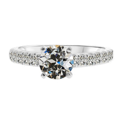 Luxe Verjaardagsring Fijne Diamant Solitaire Ring met Accenten