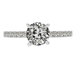 Handgemaakt Solitaire Ring met Accenten – Briljant 2,50 karaat