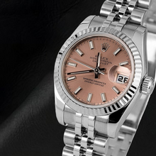 Afbeelding in Gallery-weergave laden, Orologio Rolex da donna Datejust 26 mm met vierkleurige zalmkleurige, lunetta scanalata en chiusura tot een jubileum
